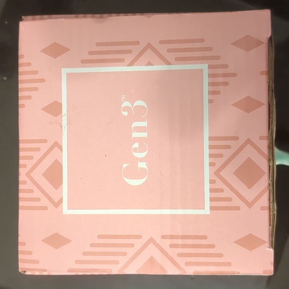 Jewelry Container - Picture 2 of 4